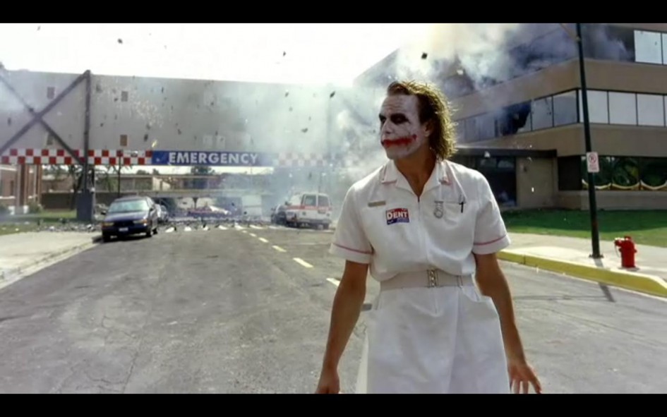 batman_dark_knight_the_joker_nurse_desktop_1440x900_wallpaper-1776821